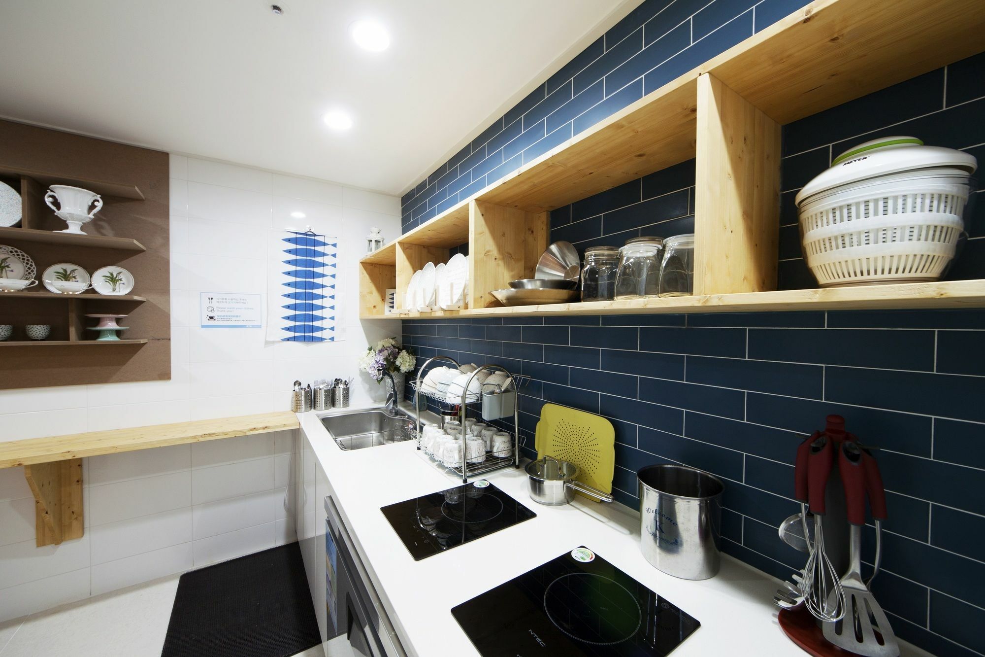K-Grand Hostel Йосу Экстерьер фото