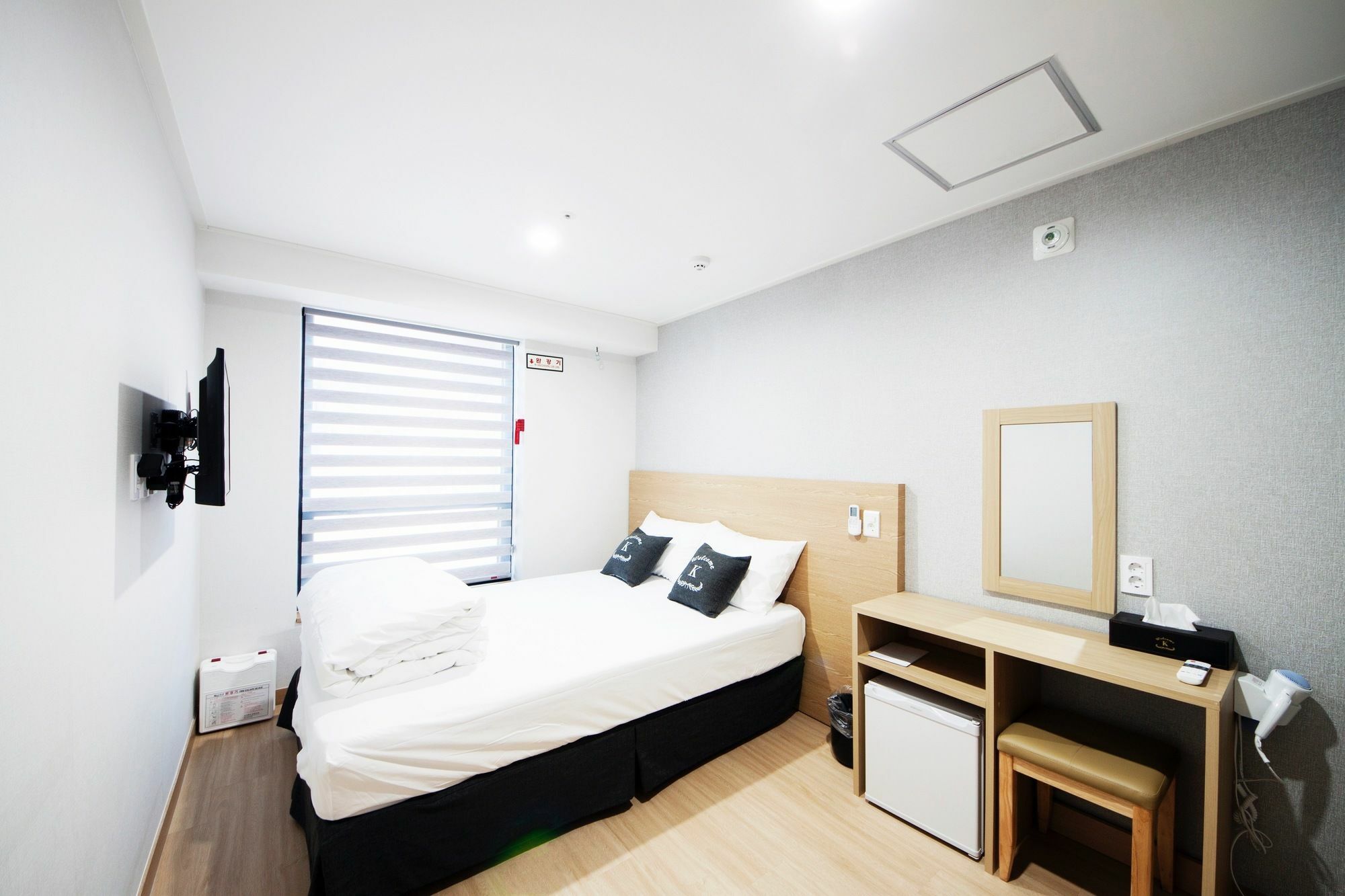K-Grand Hostel Йосу Экстерьер фото