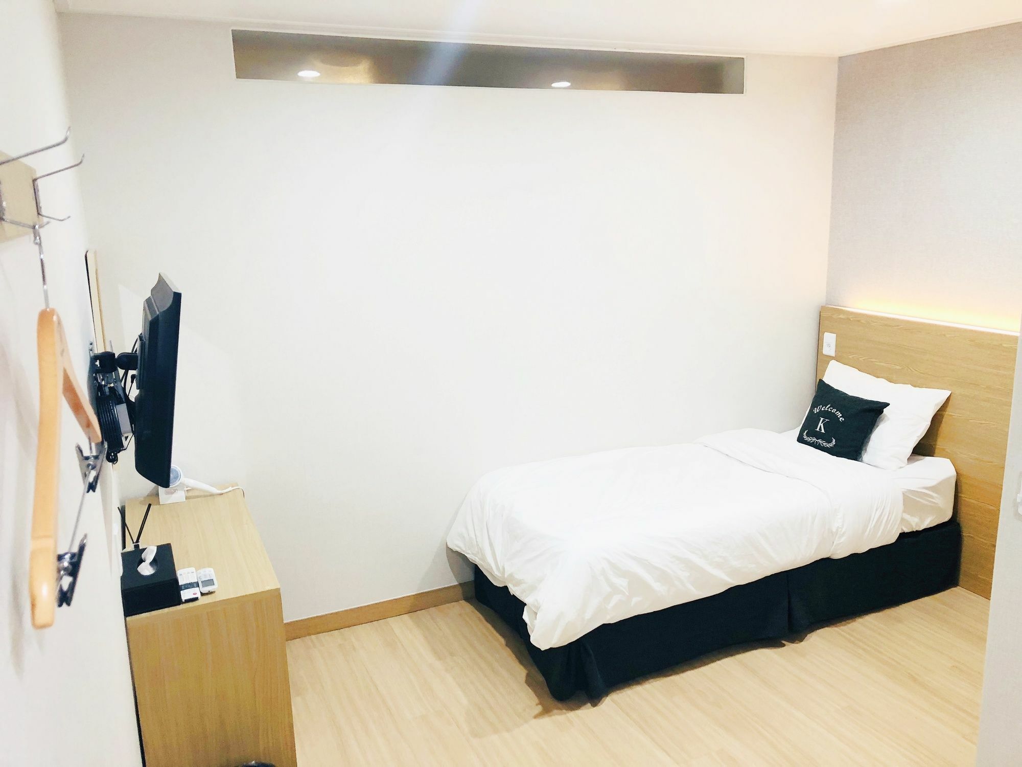 K-Grand Hostel Йосу Экстерьер фото