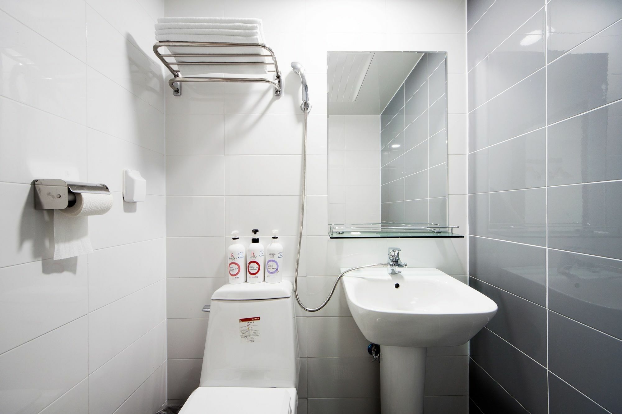 K-Grand Hostel Йосу Экстерьер фото
