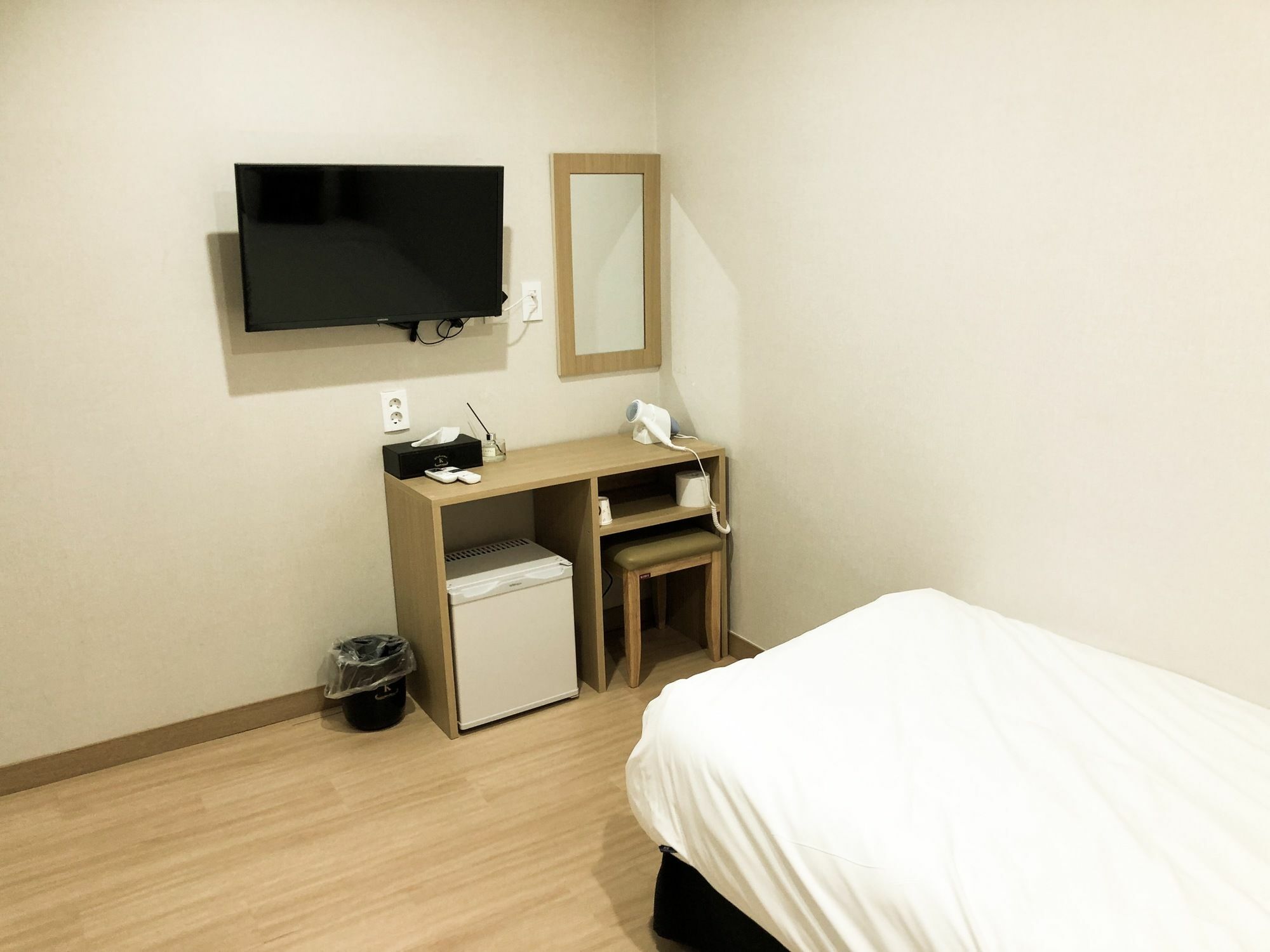 K-Grand Hostel Йосу Экстерьер фото