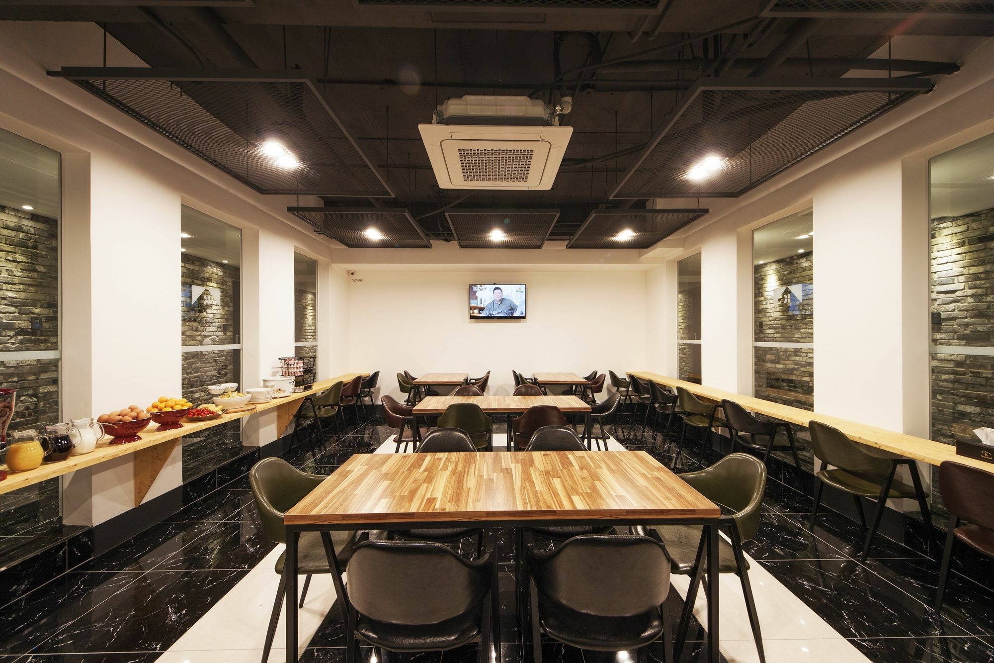 K-Grand Hostel Йосу Экстерьер фото