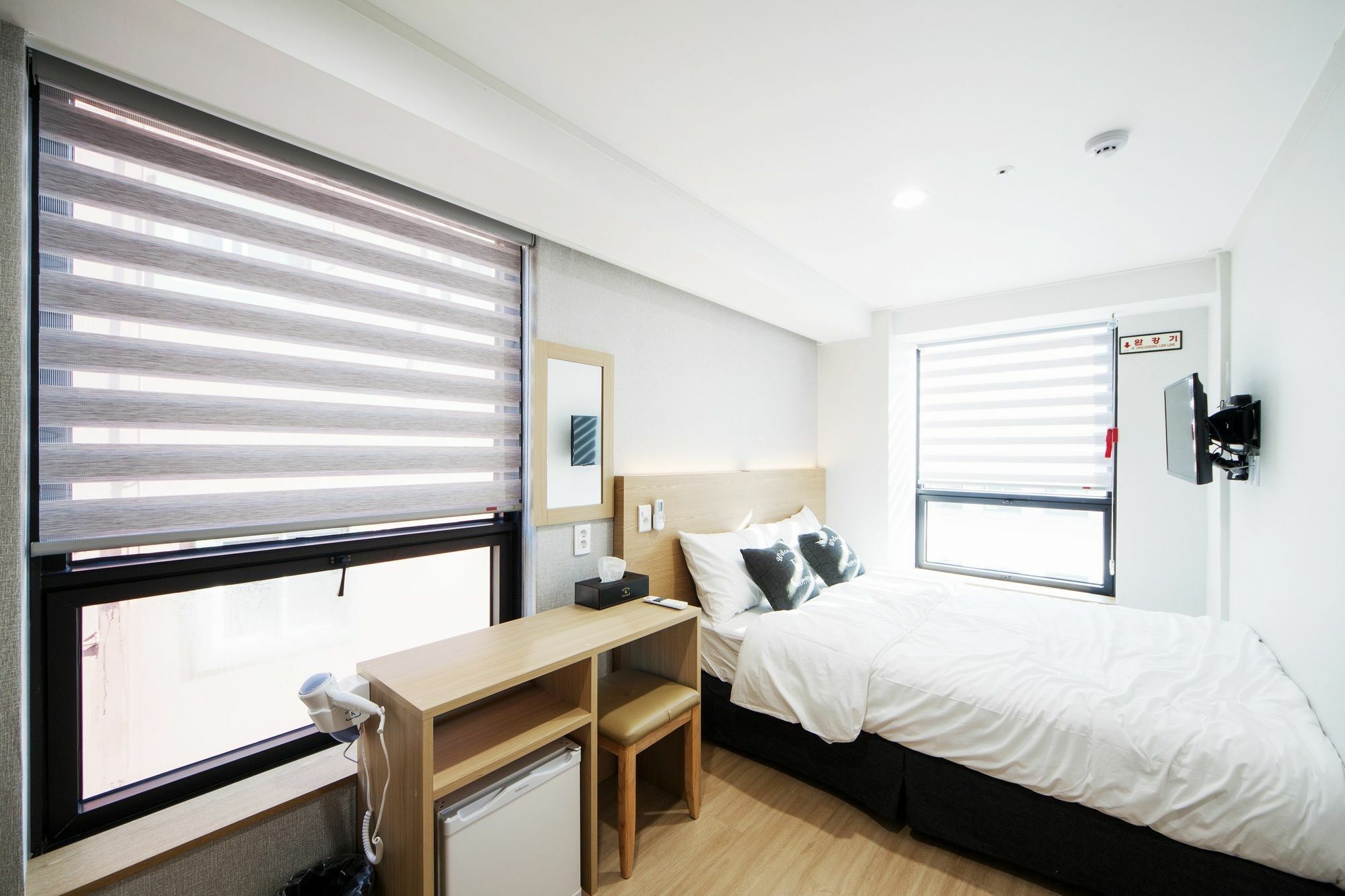 K-Grand Hostel Йосу Экстерьер фото